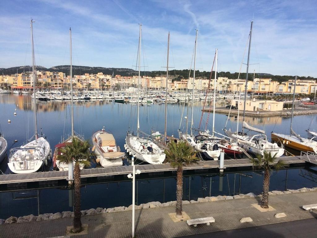 Gruissan Appartement Calme, Vue Sur Port De Plaisance -Clim, Empl.Parking Dış mekan fotoğraf