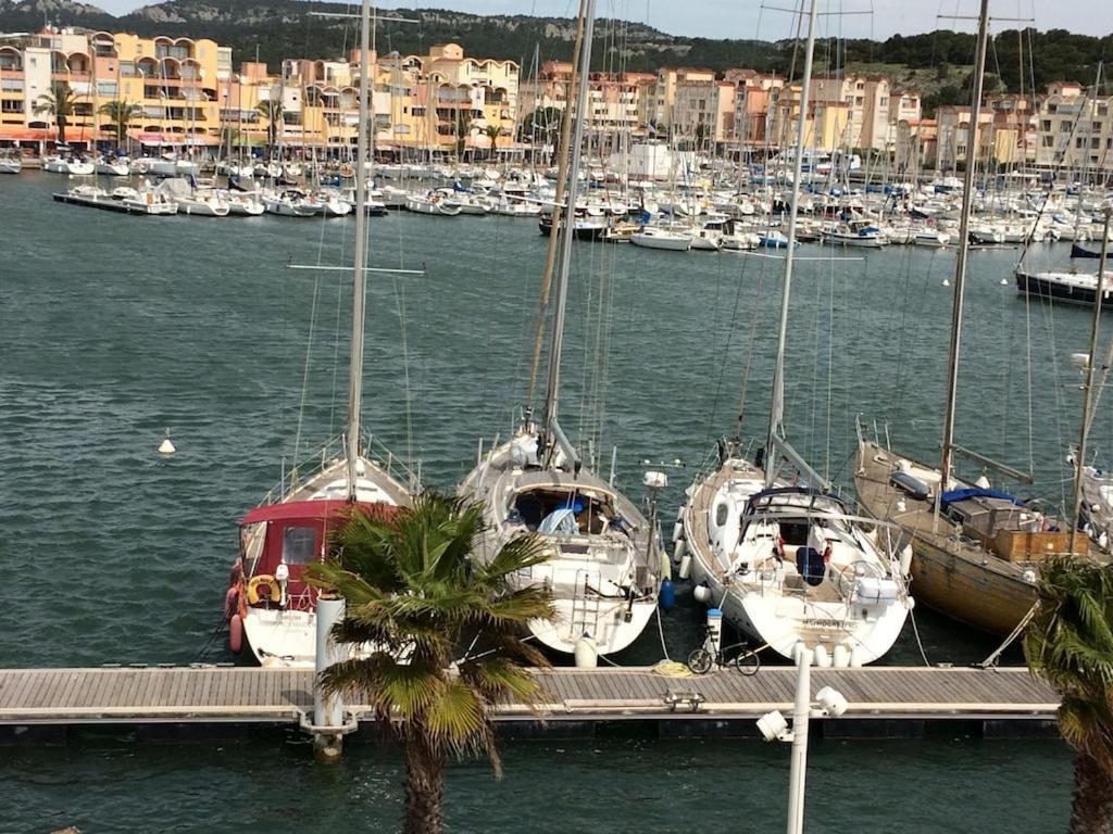 Gruissan Appartement Calme, Vue Sur Port De Plaisance -Clim, Empl.Parking Dış mekan fotoğraf