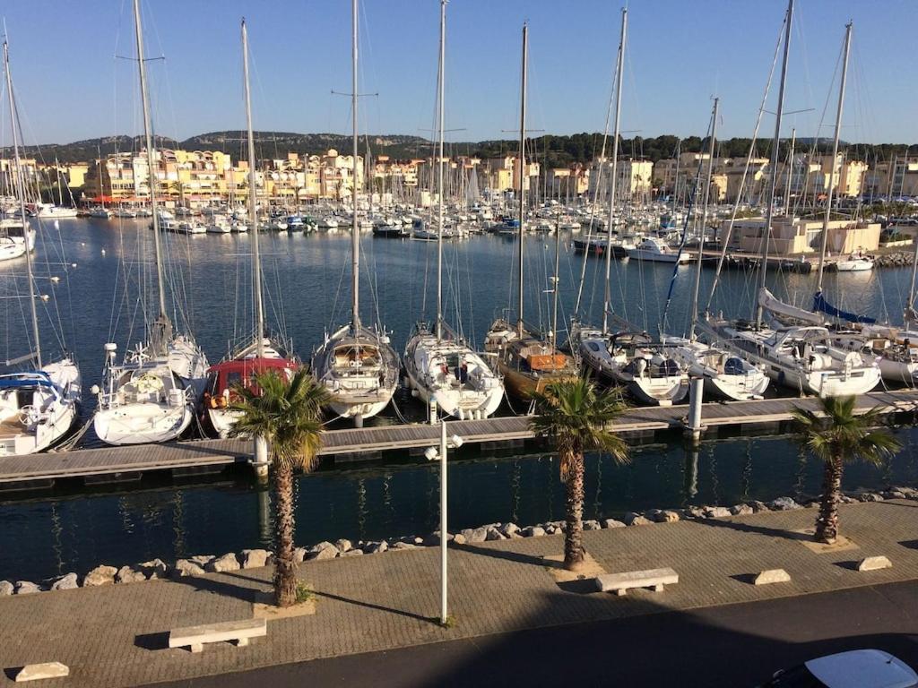 Gruissan Appartement Calme, Vue Sur Port De Plaisance -Clim, Empl.Parking Dış mekan fotoğraf